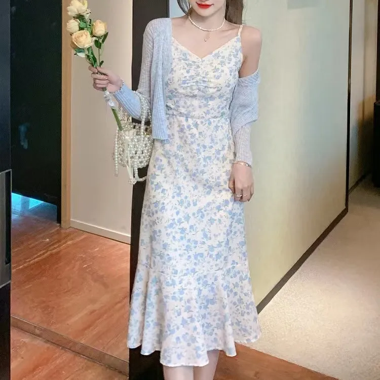 【一套】2023新款温柔风法式雪纺长裙碎花吊带连衣裙女夏修身裙子