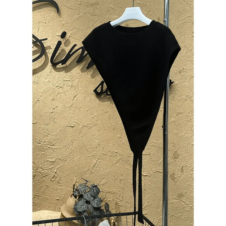 【气质披肩】时尚百搭斜肩披肩设计款披肩式套头针织马甲休闲黑色商品图