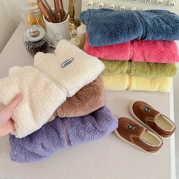 童装毛毛法兰绒外套男女童秋冬加绒加厚上衣宝宝毛绒保暖外穿。