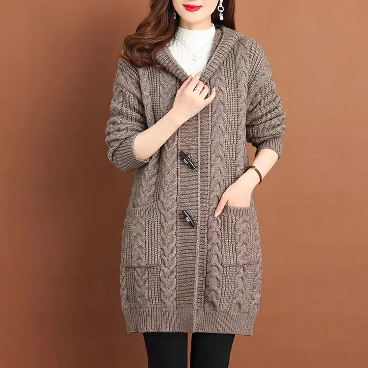 秋冬新款韩版加厚毛衣洋气针织外搭女开衫中长款连帽胖mm大码外套