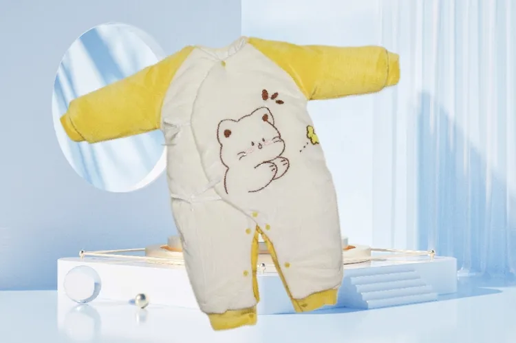 新生婴120克夹棉连身衣春秋冬季宝宝卡通夹棉保暖蝴蝶衣