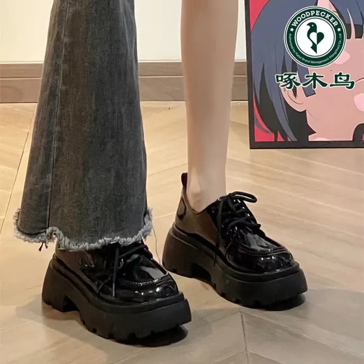 啄木鸟真皮设计感小皮鞋女2025秋冬季新款单鞋厚底百搭加绒乐福鞋