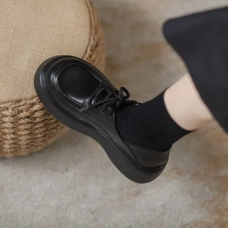 真皮英伦风小皮鞋女2025新款秋冬季百搭黑色单鞋系带厚底乐福鞋子