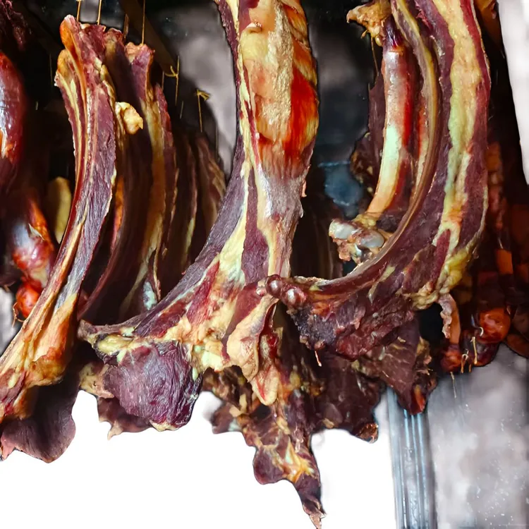 伊桥马业伊犁特产熏马排熏肋条肠马卡子新鲜马肉伊犁正宗熏马肠