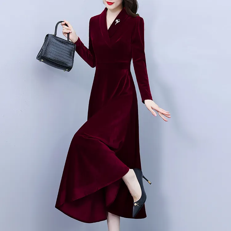 秋日穿搭连衣裙2025秋季新款高贵气质宴会喜婆婆修身收腰长裙