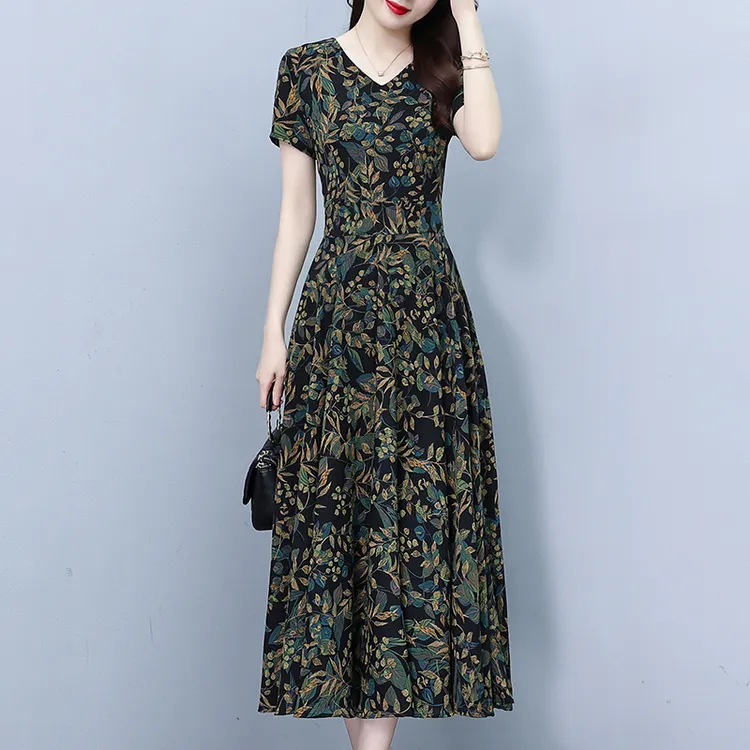 妈妈碎花雪纺连衣裙女装新款夏季大码胖mm收腰显瘦过膝单层长裙子