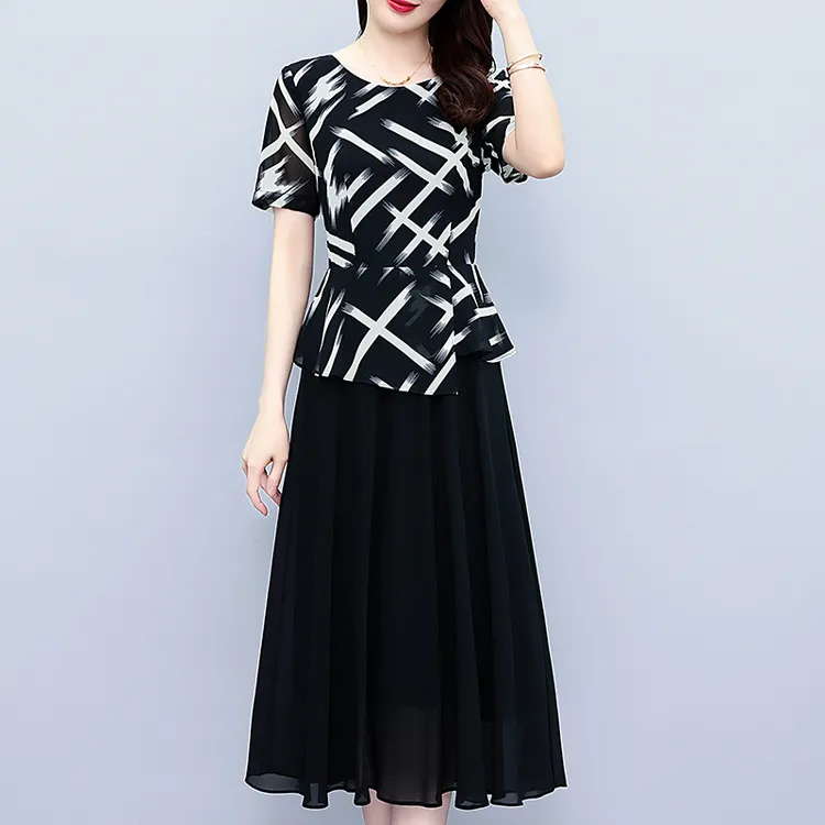 假两件雪纺连衣裙女装2025夏季新款大码洋气收腰显瘦遮肚妈妈裙子