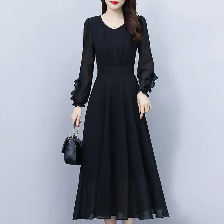 黑色雪纺连衣裙2025新款春夏季时尚气质裙子女V领收腰洋气中长裙