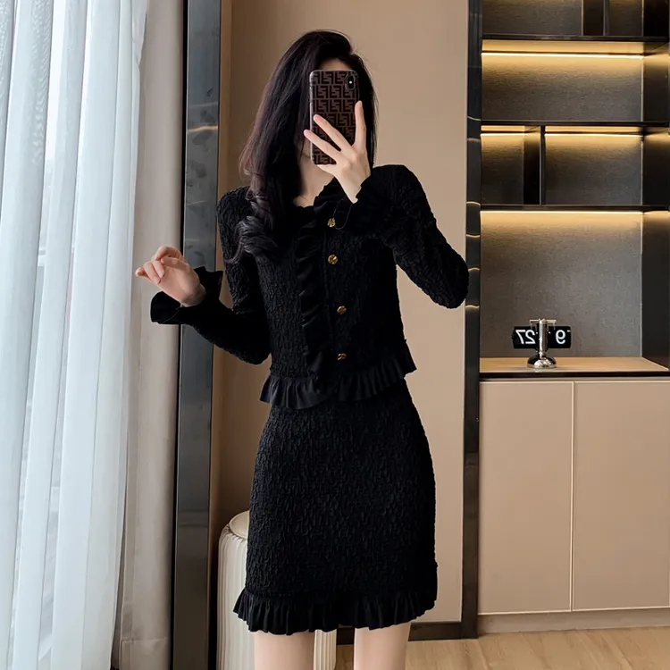 早秋新款高级感法式小香风黑色套装女洋气爆款气质两件套裙子显瘦