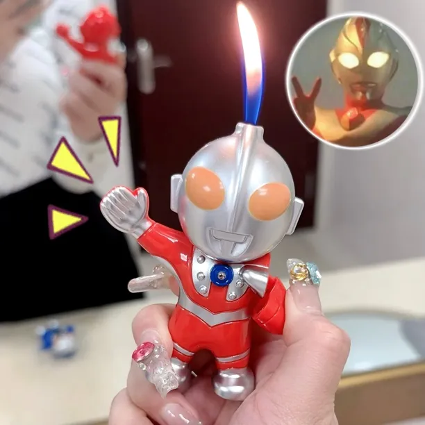 网红创意奥特曼发光挂链炫酷打火机卡通奥特曼造型打火机男友礼物