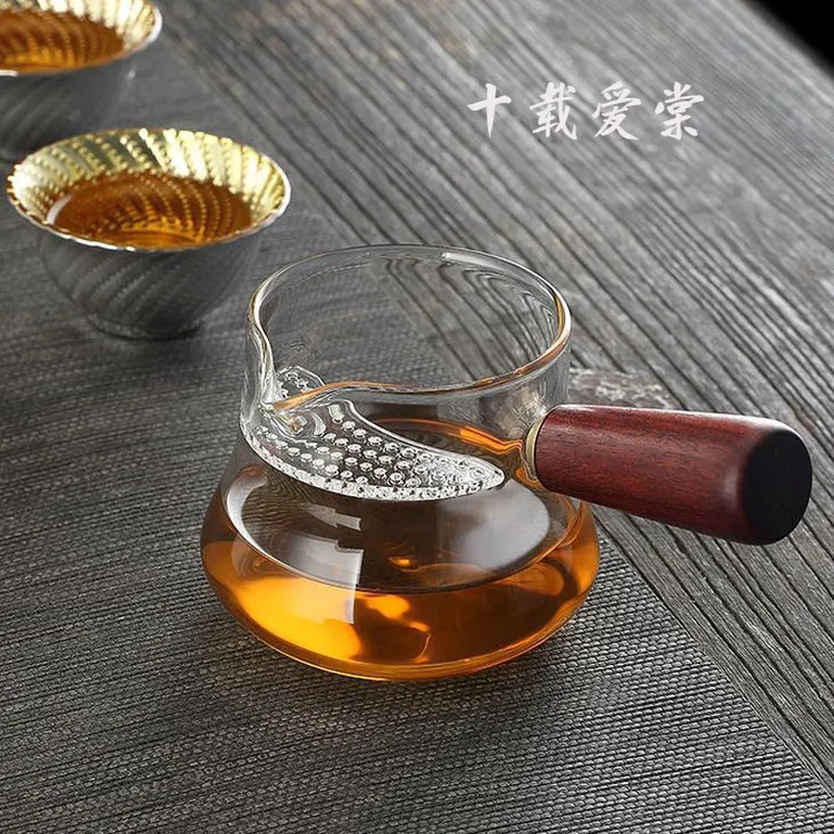 十载爱棠侧木把月牙公道杯分茶器实木侧把加厚耐热玻璃月牙公道杯