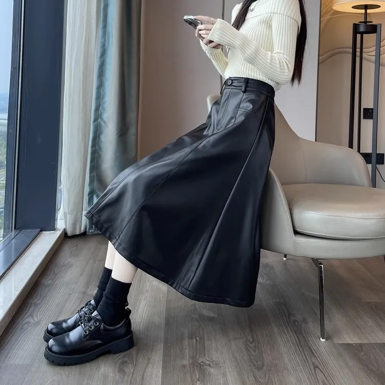 皮裙半身裙女秋冬季2024新款中长款高级感pu皮高腰显瘦a字伞裙子