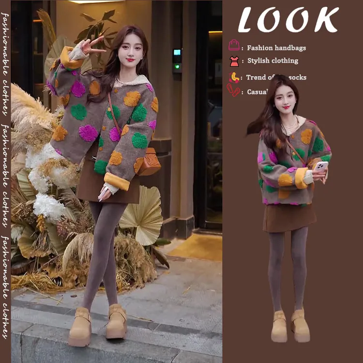 入冬一整套女装2024年时髦花朵羽绒棉服外套连帽打底衫短裙三件套
