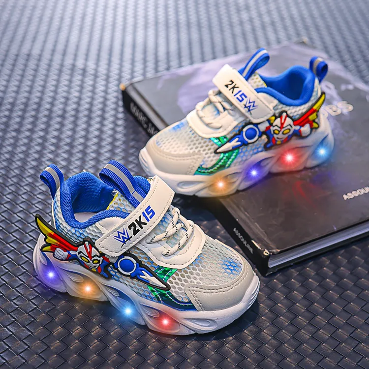 男童鞋亮灯网面透气夏季新款儿童运动鞋带灯软底中小童跑步鞋单网