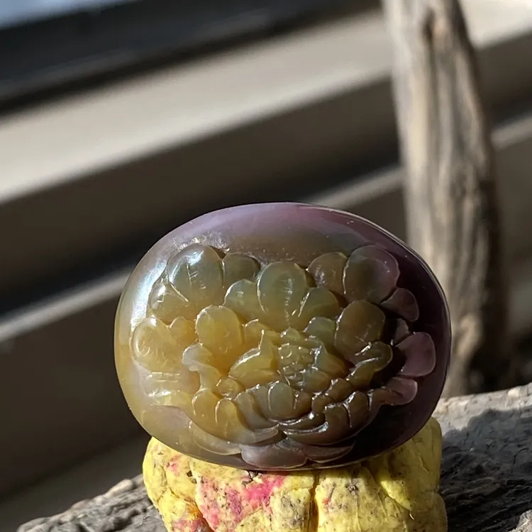 玉缘斋DZ 0583纯天然玛瑙盐源料花开富贵尺寸18.7x23.7x8.9