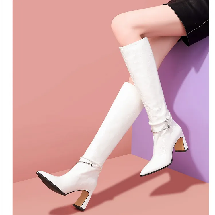 香港小众靴子女秋冬新款高筒靴女高跟欧美套筒长靴不过膝直筒靴