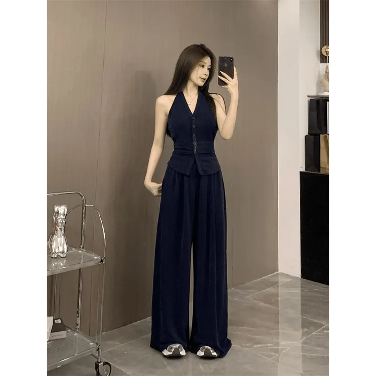 2024气质穿搭一整套时尚气质挂脖领吊带松紧腰阔腿裤套装新款两件