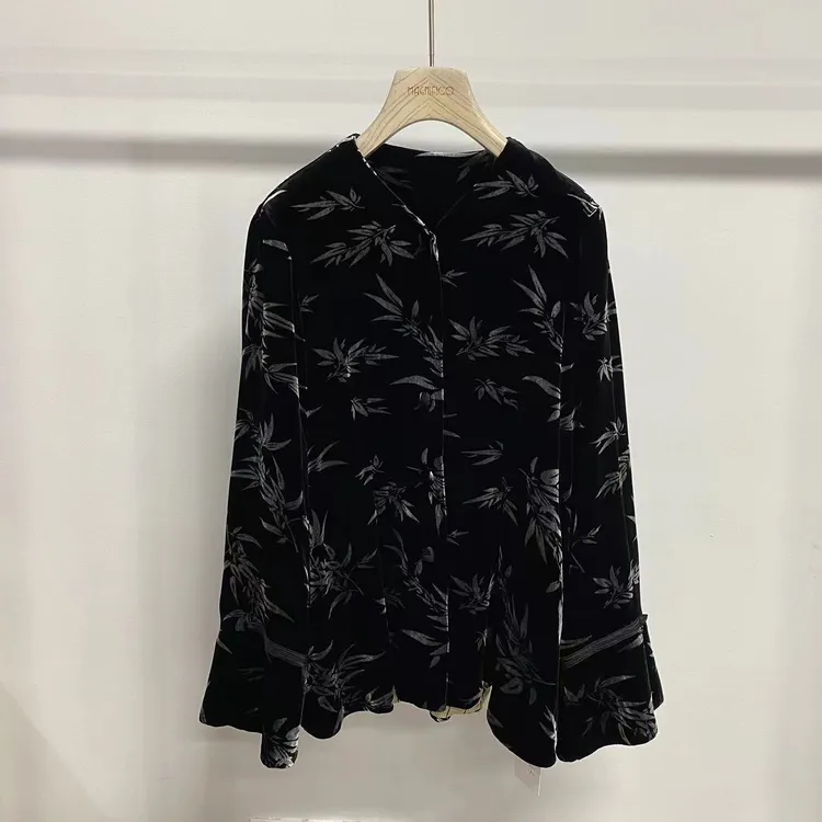 MNFK 2025新款 丝绒外套 XH24063