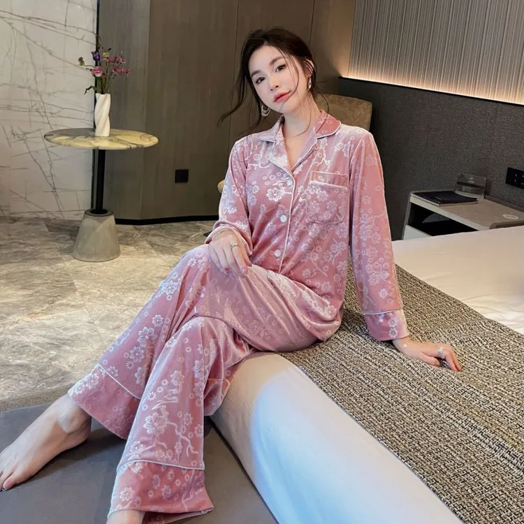 高端女士大码金钻绒长袖秋冬新款时尚夏季家居服宽松甜美套装