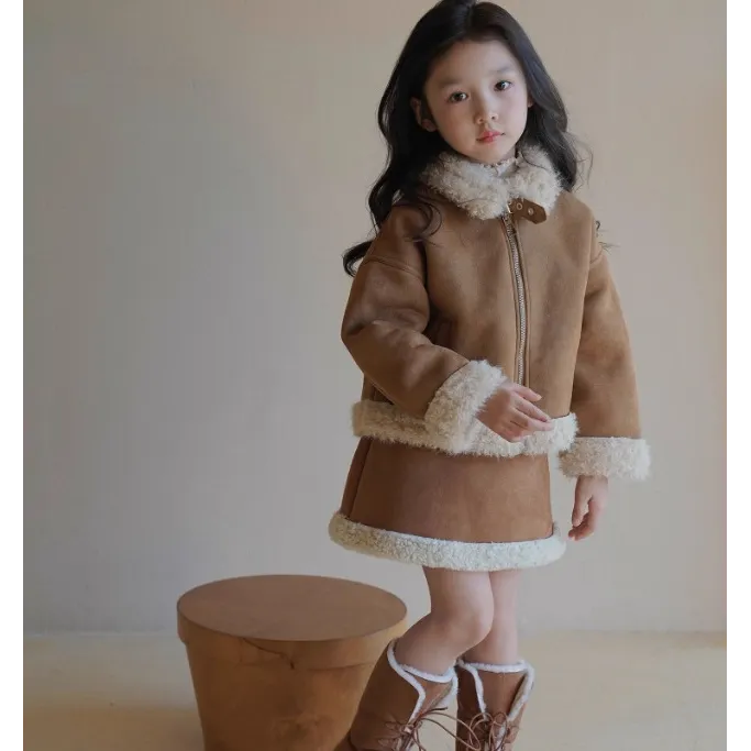 女童秋冬韩系时髦感皮毛一体外套保暖羊羔绒麂皮外套半身裙