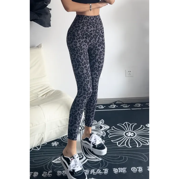 【爱琳】2025薄款健身豹纹瑜伽打底裤透气女外穿健身高腰收腹九分裤