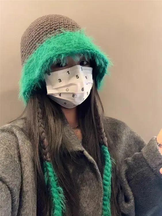 网红新款式女拼色韩版绑绳可爱出游保暖针织帽仿兔毛时尚毛线帽子