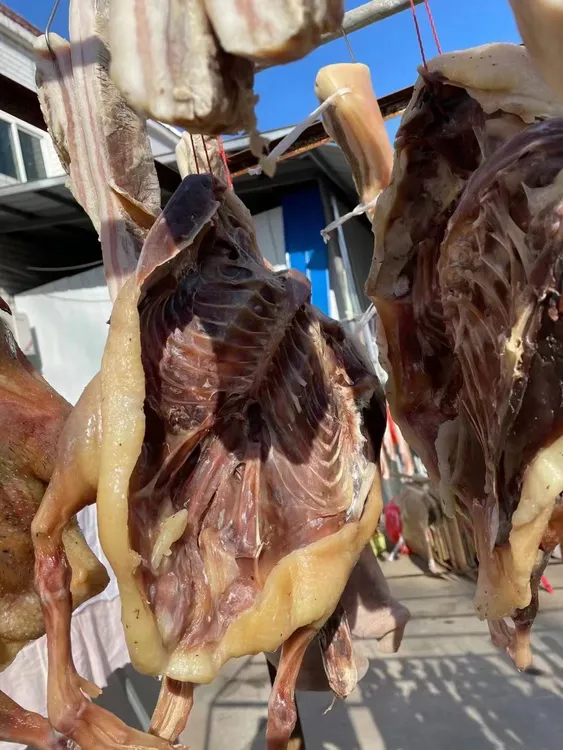 安徽舒城农家自制黑毛咸麻鸭