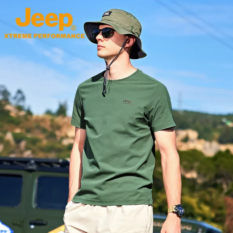 JEEP/吉普夏季圆领短袖健身速干T恤男士透气防晒户外运动挺括上衣