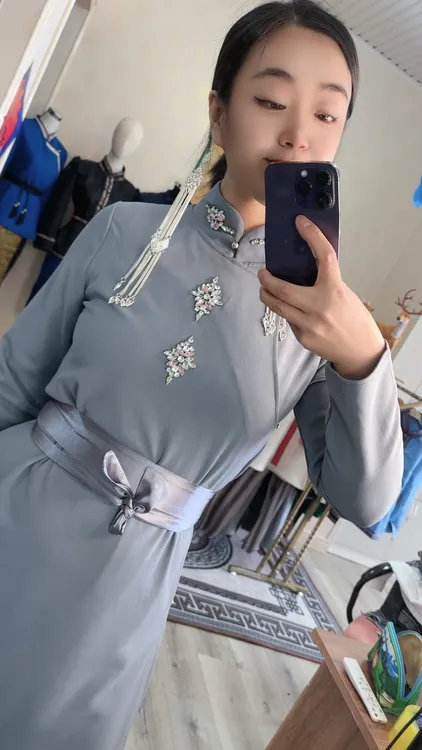 女装连衣裙长款修身