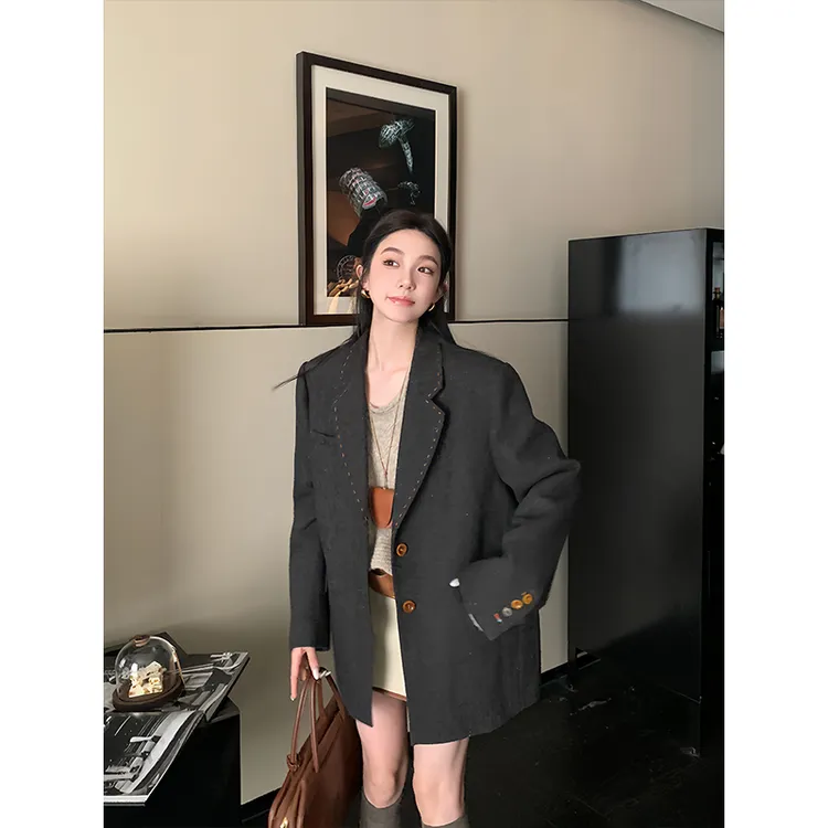 秋季新款韩系小众设计感灰色西装外套翻领廓形宽松休闲西服上衣女