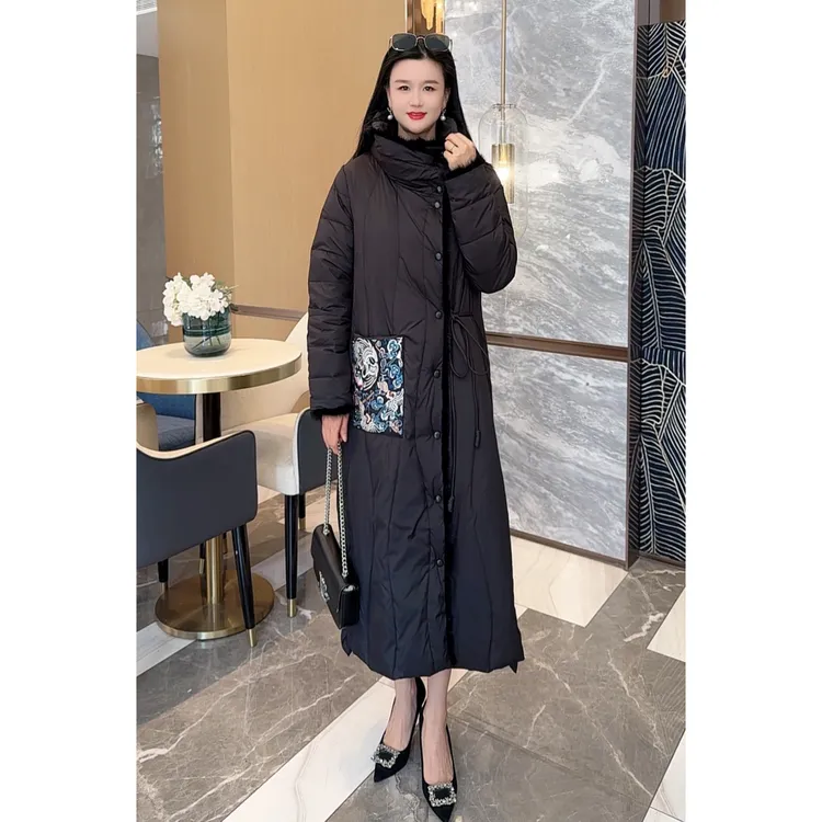 2024秋冬新款口袋刺绣羽绒服外套
