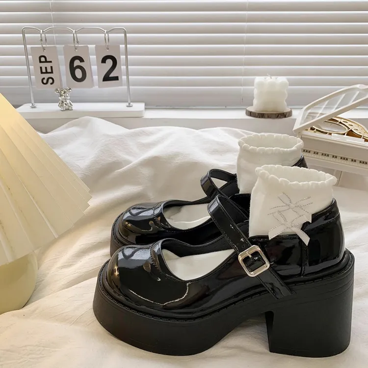 粗跟高跟小皮鞋女2025秋冬新款小个子增高厚底复古法式玛丽珍单鞋