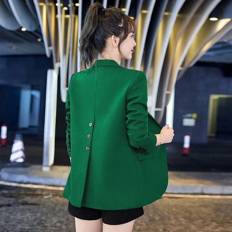 后开叉绿色西装外套女设计感2025春秋新款休闲百搭气质小西服上衣