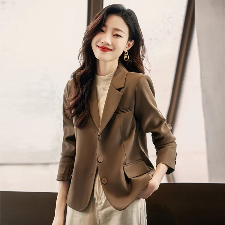 高级感短款咖色西装外套女小个子2025早春新款气质休闲网红西服女