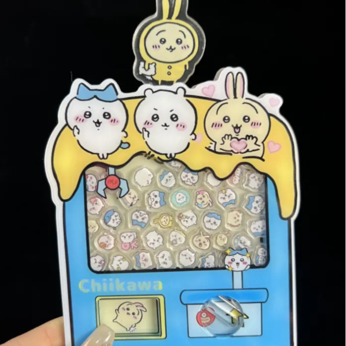 吉伊卡哇chiikawa扭蛋机亚克力乌萨奇小八吉伊摇摇乐扭蛋机