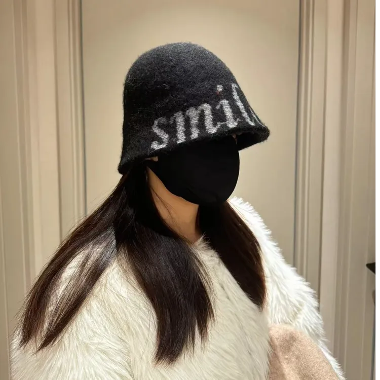 睦宁Smile赫本风澳毛羊毛渔夫帽 秋冬女款法式复古小香风优雅礼帽
