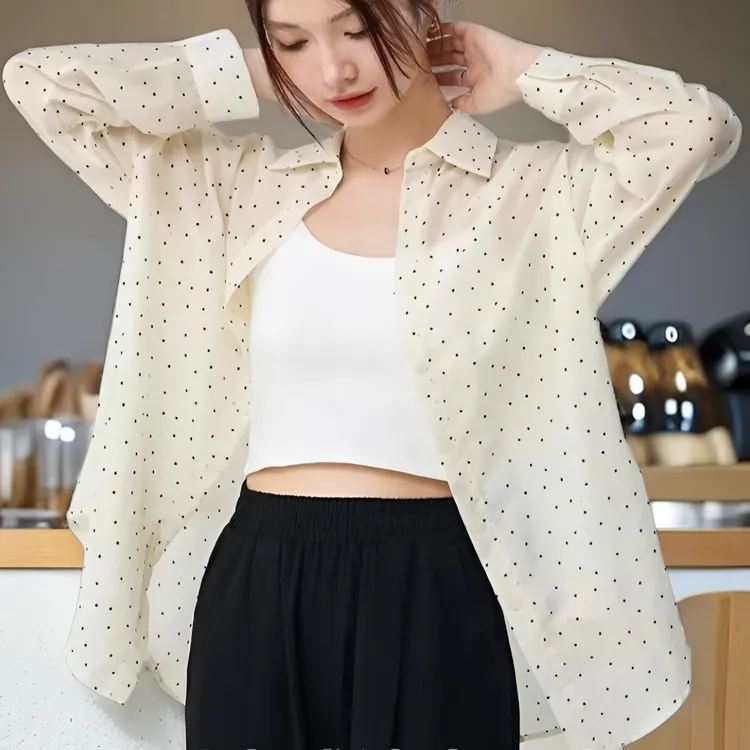 别致法式波点衬衫女夏季新款显瘦宽松上衣设计感开叉防晒衫外套
