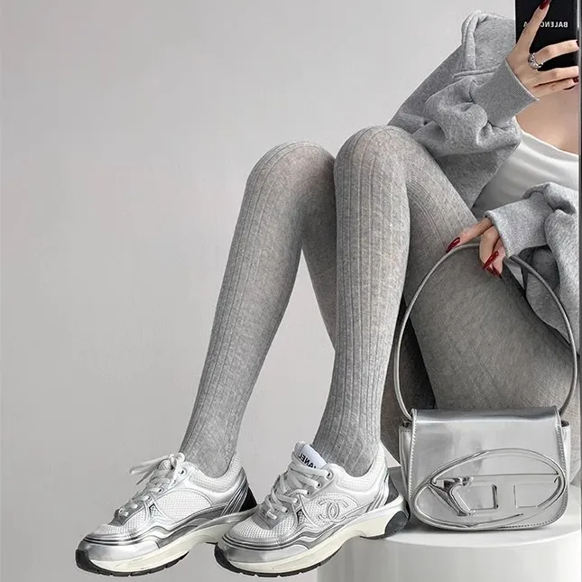 显瘦螺纹竖条纹灰色打底裤秋冬款中厚棉袜女外穿浅灰色连裤袜百搭