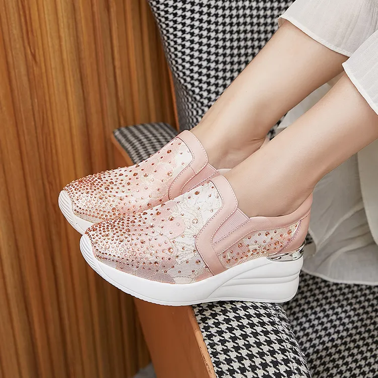 艾淇厚底小白鞋女2025秋季新款舒服轻便水钻坡跟运动鞋休闲女鞋子