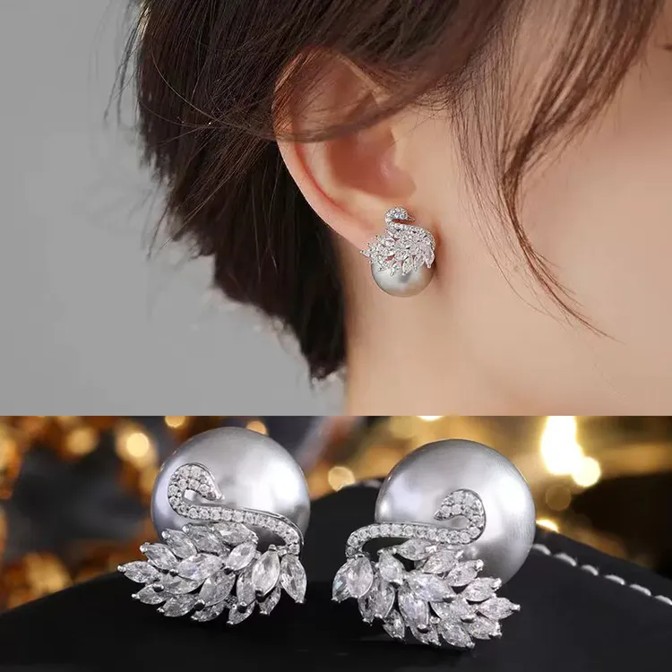 铜合金莫桑石耳饰 小天鹅锆石耳钉轻奢高级感S925银针个性耳环女