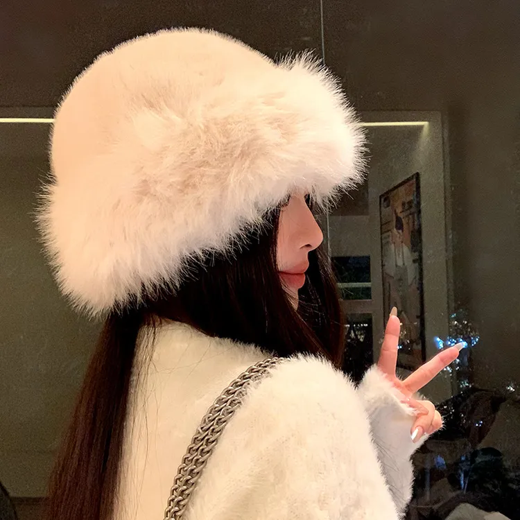 帽子女冬新款加厚保暖仿皮草时尚简约渔夫帽仿貂毛女士蒙古帽