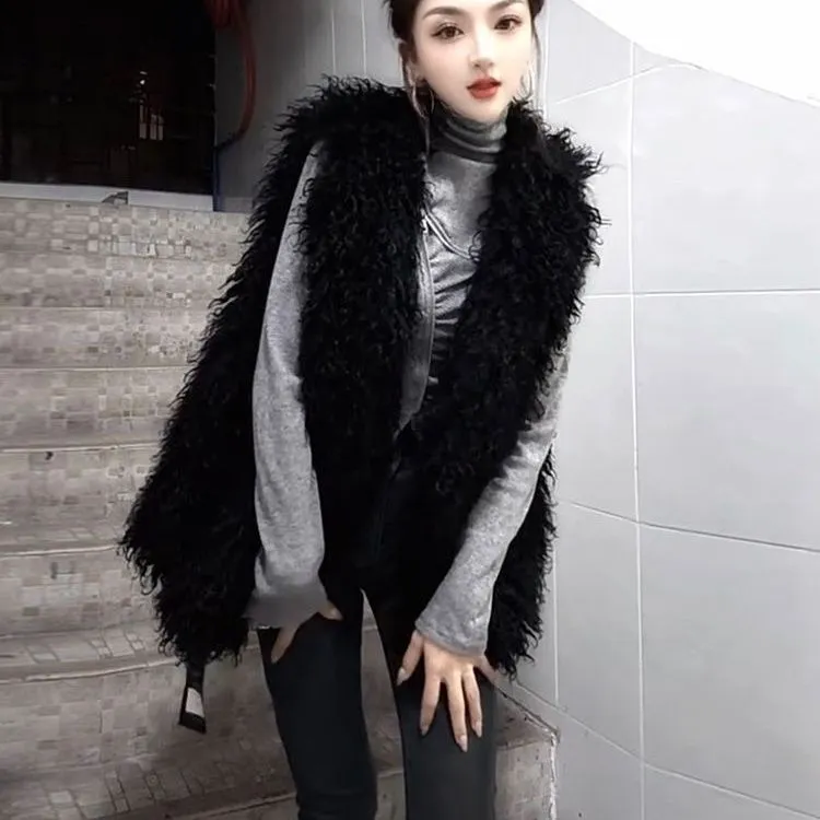 新款羊卷毛马甲开衫纯色法式显瘦宽松型纯色毛毛外套女百搭秋冬女