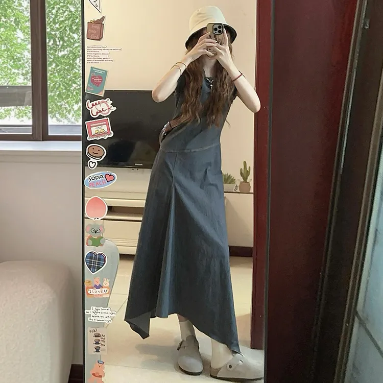 法式气质短袖连衣裙子女夏季2025新款爆款绝美掐腰显瘦长裙5231