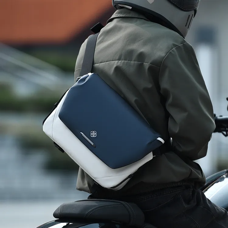 轻便男士斜挎包机能风便携式通勤男包牛津布高级感多功能单肩包