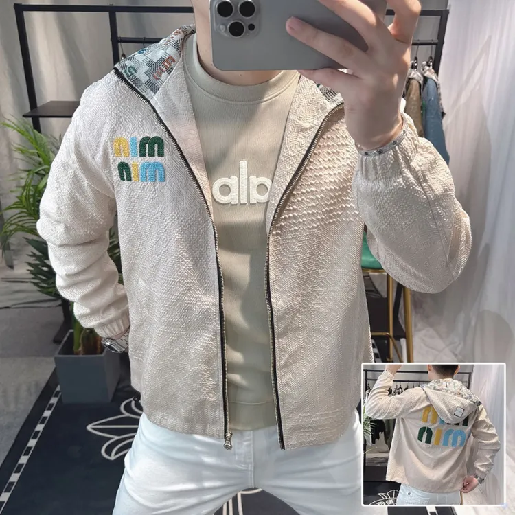 男士欧洲站轻奢薄款感炫彩夹克男连帽2025春秋款潮牌外套休闲