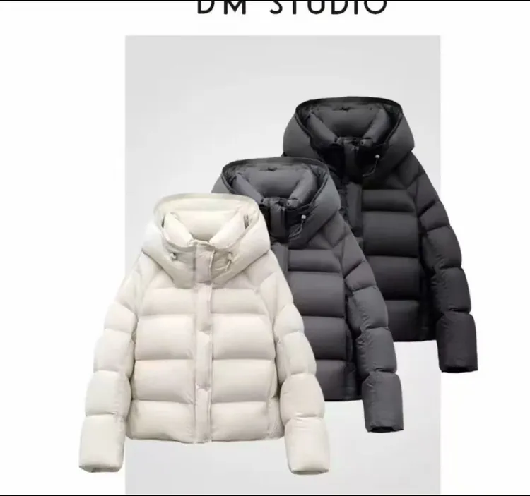 韩版连帽加厚短款冬季保暖女款泡芙棉服小个子穿搭胖mm显瘦棉衣