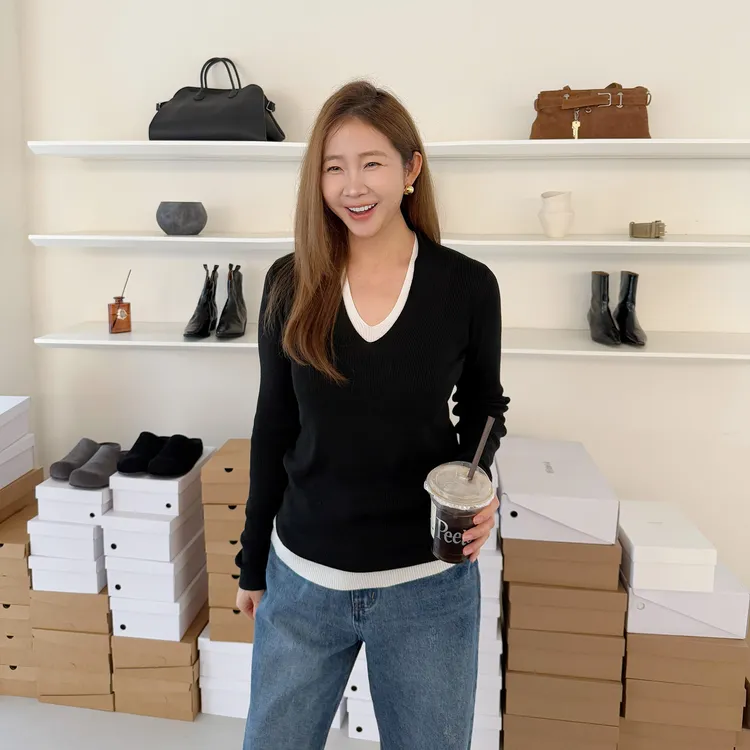widelia陈魅儿2025秋冬新款 韩系撞色双层领时髦感针织衫T恤11825