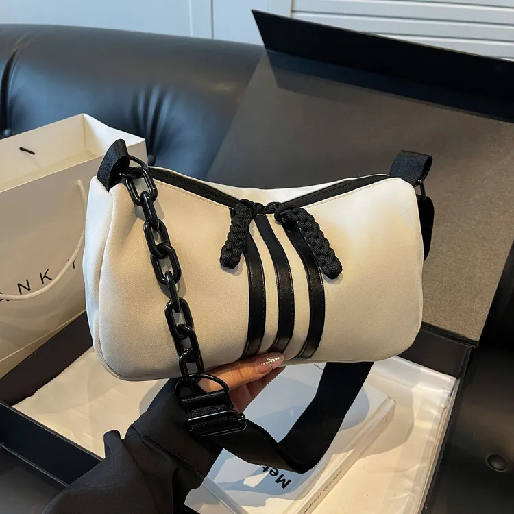 高级感牛津布潮牌单肩包大容量时尚休闲链条斜挎包跨境百搭腋下包