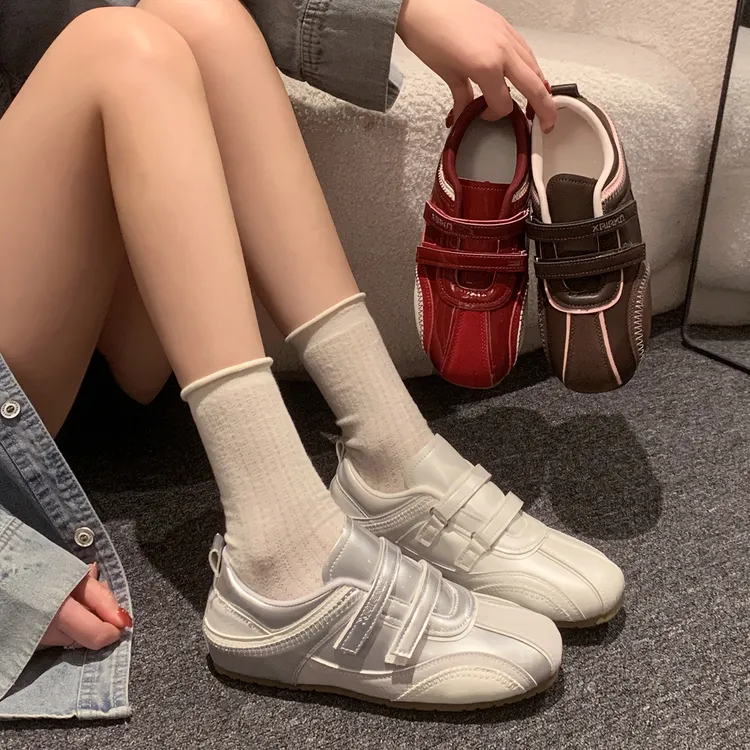 贾不假德训鞋女款2025新款秋冬时尚百搭平底休闲运动鞋复古阿甘鞋