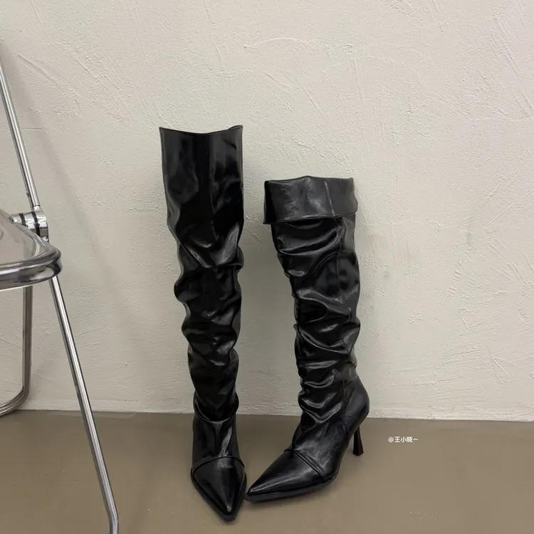 2025秋冬新款褶皱设计款黑色皮面长筒靴外穿软底瘦瘦骑士长筒靴女